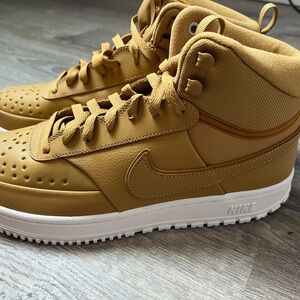 NIB‎ Nike Court Vision Elemental Gold Shoes- 9